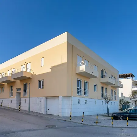 Two Bedroom In Fuzeta By Ideal Homes דירה *